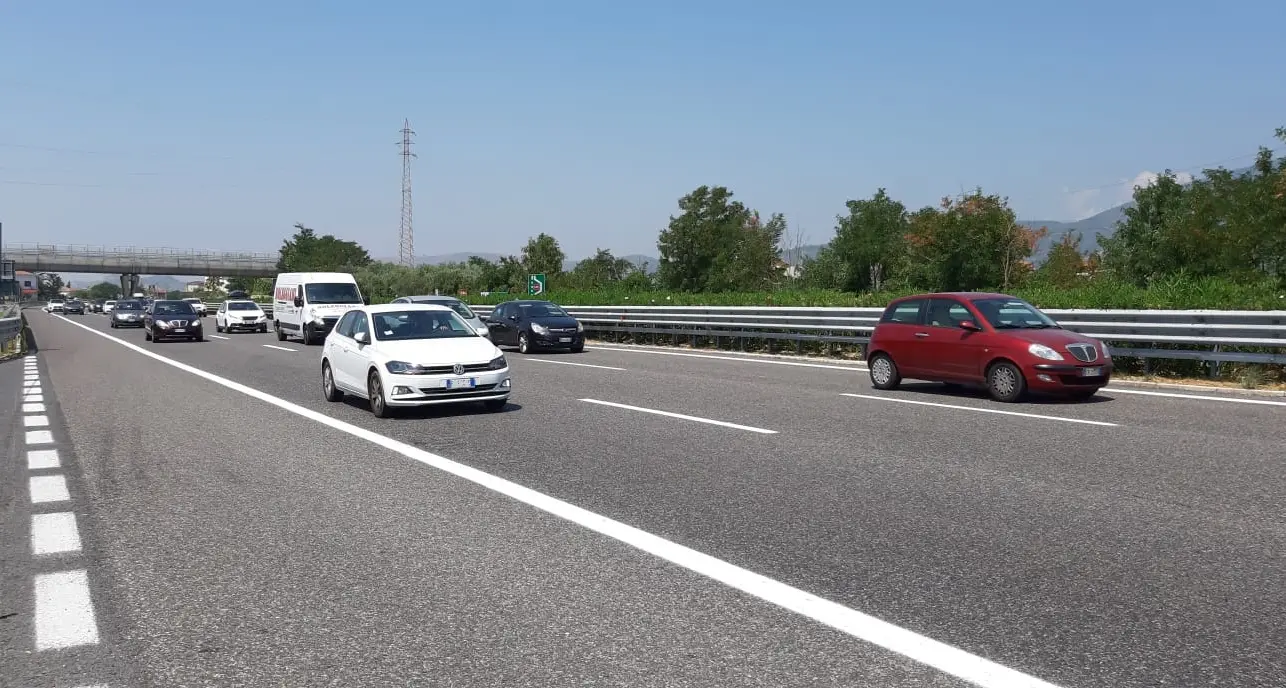 Esodo estivo, weekend da bollino nero: in Calabria sorvegliate speciali A2, 106 Jonica e Tirrena Inferiore\n