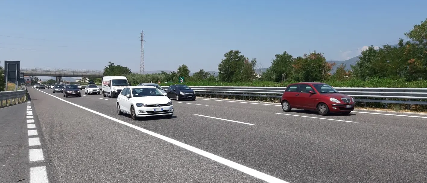 Esodo estivo, weekend da bollino nero: in Calabria sorvegliate speciali A2, 106 Jonica e Tirrena Inferiore\n