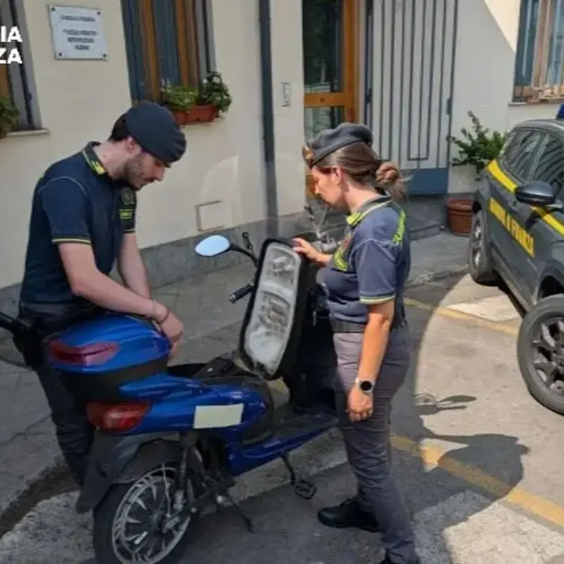 False e-bike, il porto di Gioia Tauro porta d’ingresso dei veicoli dalla Cina: ecco l’azienda coinvolta\u00A0\n