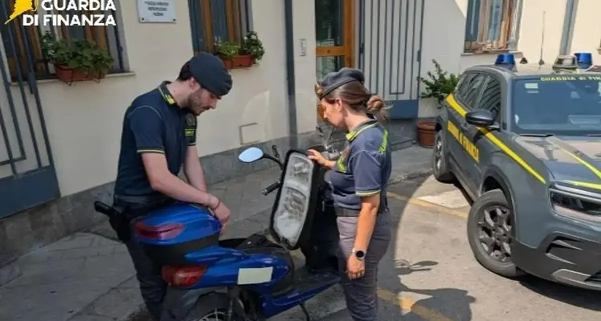 False e-bike, il porto di Gioia Tauro porta d’ingresso dei veicoli dalla Cina: ecco l’azienda coinvolta\u00A0\n