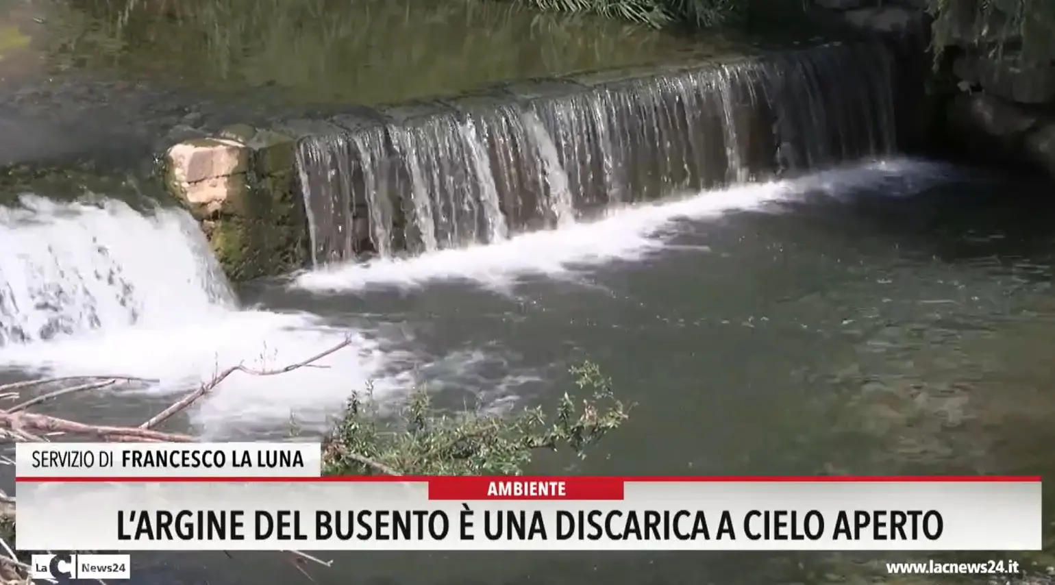 L'argine del Busento è una discarica a cielo aperto