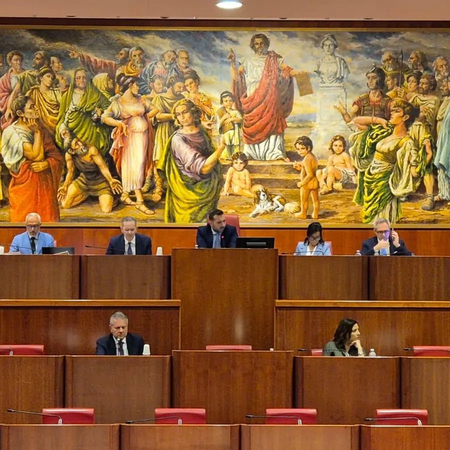 Consiglio regionale, il 5 agosto l’Assemblea torna a riunirsi a Palazzo Campanella\n