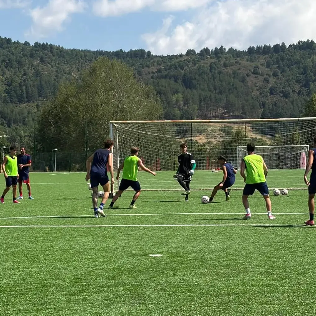 Cosenza, data e ora delle prime 8 giornate di campionato: 4 gare sono in notturna\n