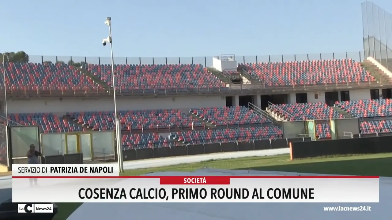 Cosenza calcio, primo round al Comune
