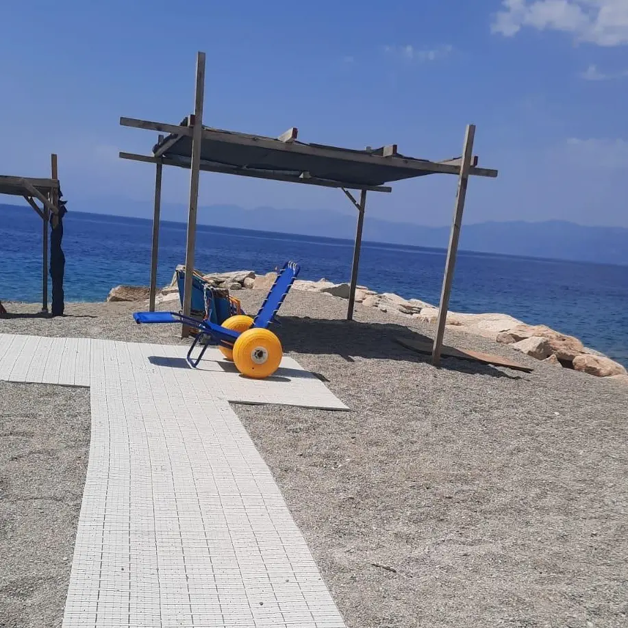A Reggio “il mare è di tutti”, intervento dell’Amministrazione comunale per l’accessibilità delle spiagge\n