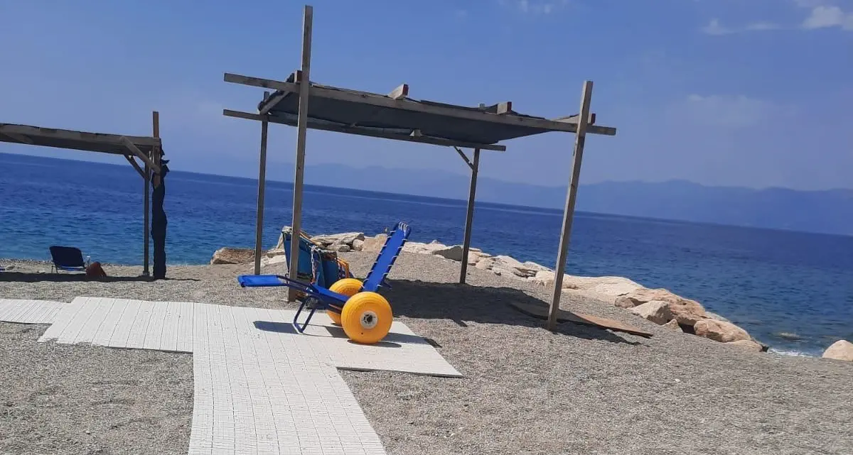 A Reggio “il mare è di tutti”, intervento dell’Amministrazione comunale per l’accessibilità delle spiagge\n