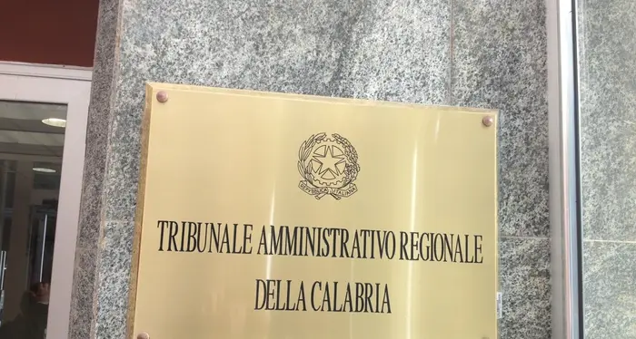 Farmacie a Lamezia, il Comune: «Sospensione del Tar senza critica al provvedimento della Giunta»\n