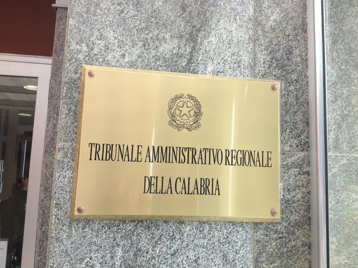 Farmacie a Lamezia, il Comune: «Sospensione del Tar senza critica al provvedimento della Giunta»\n