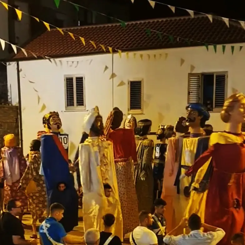 A Comerconi torna il raduno dei Giganti: il 7 agosto Mata e Grifone invadono le vie del paese per la quinta edizione\u00A0\n