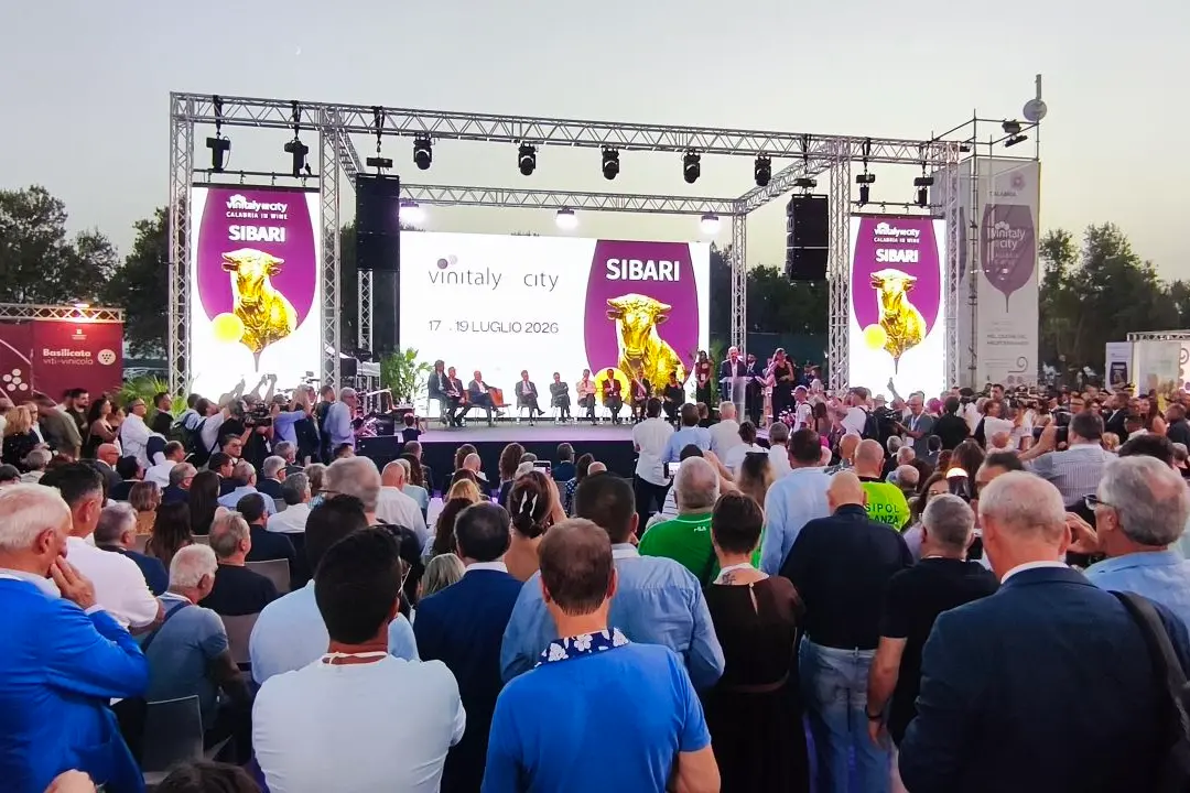 Il Vinitaly debutta a Reggio Calabria, Gallo:\u00A0«Pronti a una nuova sfida». Cannizzaro:\u00A0«La città è preparata»\n