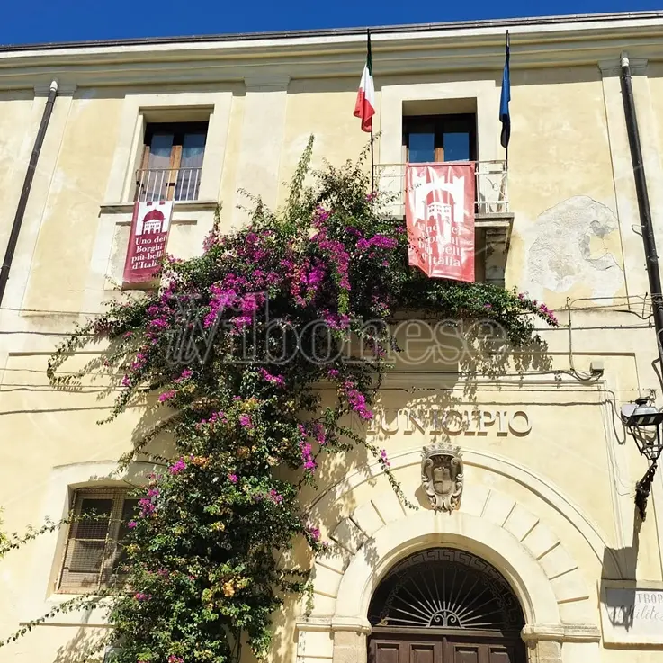 Tropea, l'opposizione attacca sulla rottamazione-quinquies: «Esclusi 1,7 milioni di crediti, voltate le spalle ai cittadini»\n