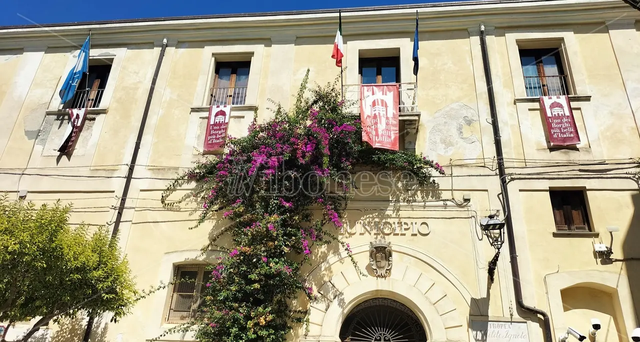 Tropea, l'opposizione attacca sulla rottamazione-quinquies: «Esclusi 1,7 milioni di crediti, voltate le spalle ai cittadini»\n