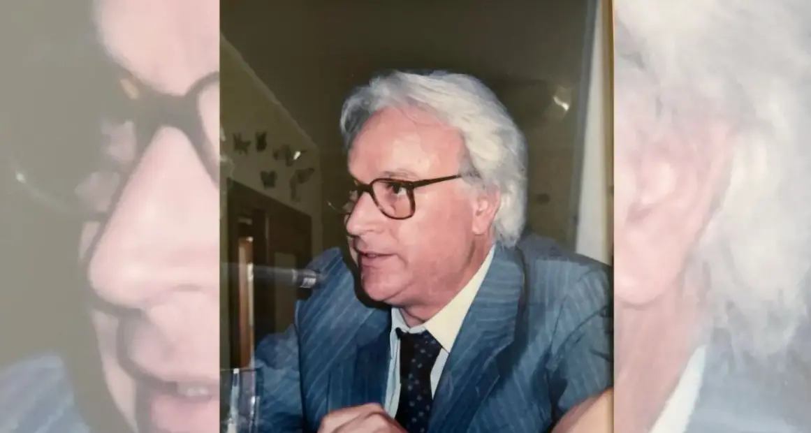 Attilio Perri, il ritratto di un maestro: filosofo, poeta e educatore che ha fatto della cultura un servizio pubblico a Cosenza\n