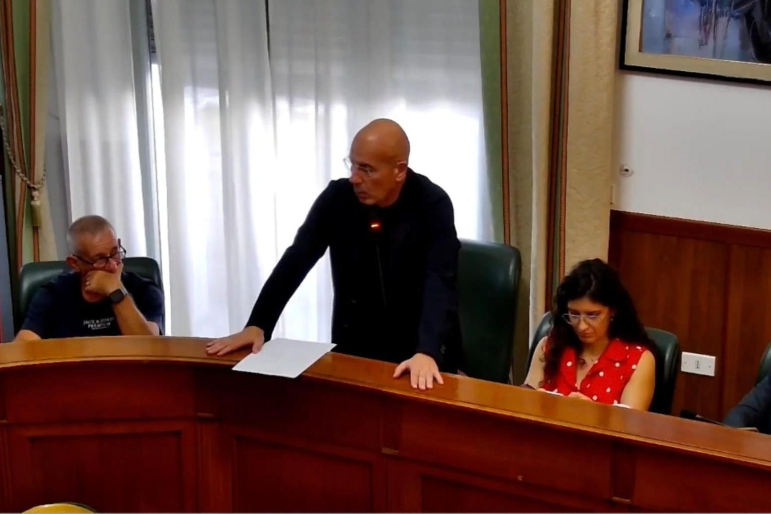 Comune di Villa San Giovanni approva piano economico finanziario e tariffe Tari, con aumento costi conferimento