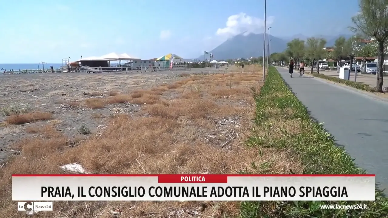 Praia, il Consiglio comunale adotta il Piano spiaggia