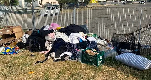 Mercati rionali, Costa: «I punti di raccolta sono ormai diventati discariche abusive»