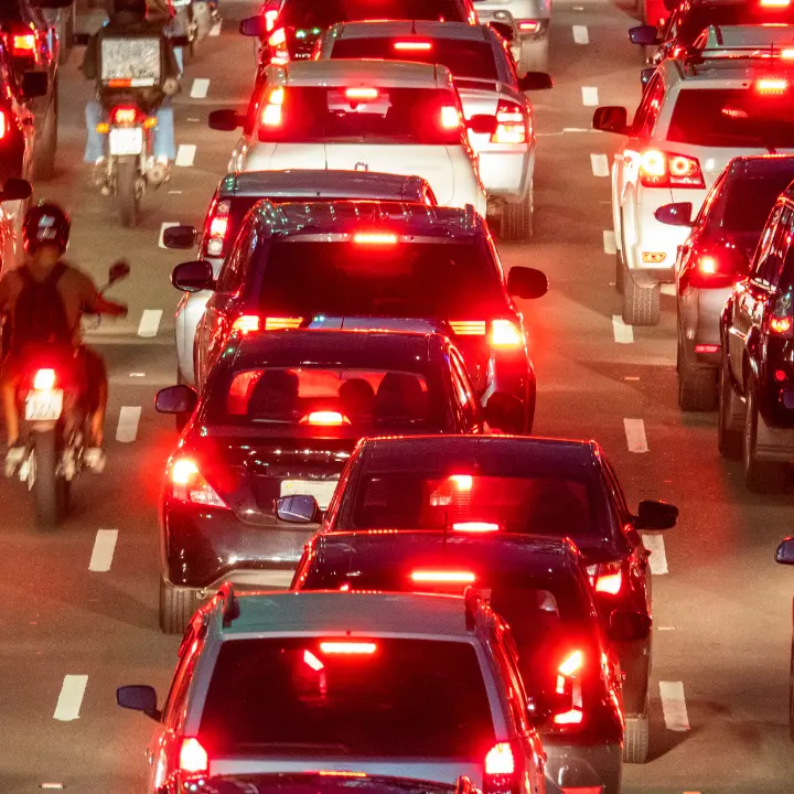 Esodo estivo, la Calabria regge l'urto del traffico: A2 e Statale 18 tra le arterie più trafficate d'Italia\n