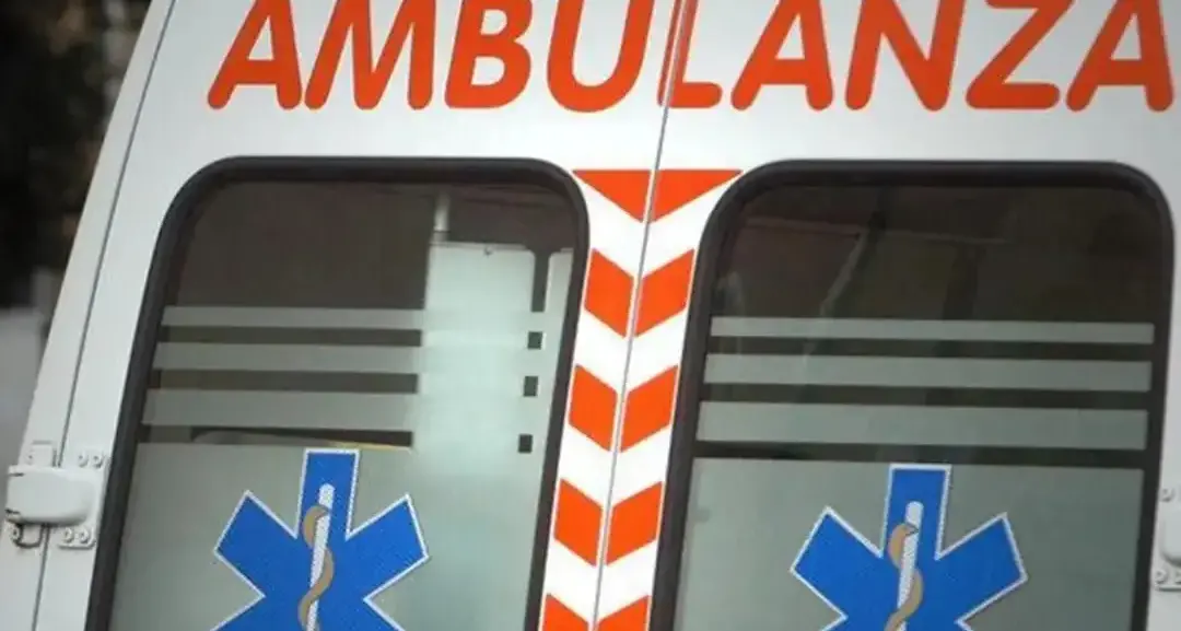 «118 al collasso in Calabria,\u00A0stanchi di piangere per ambulanze che arrivano in ritardo»: l’Usb scende in piazza\u00A0\n