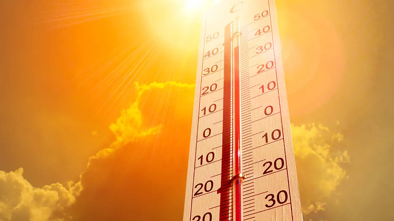 <p>Caldo record, il climatologo Luca Mercalli lancia l’allarme: «Sarà sempre peggio senza interventi mirati»</p>