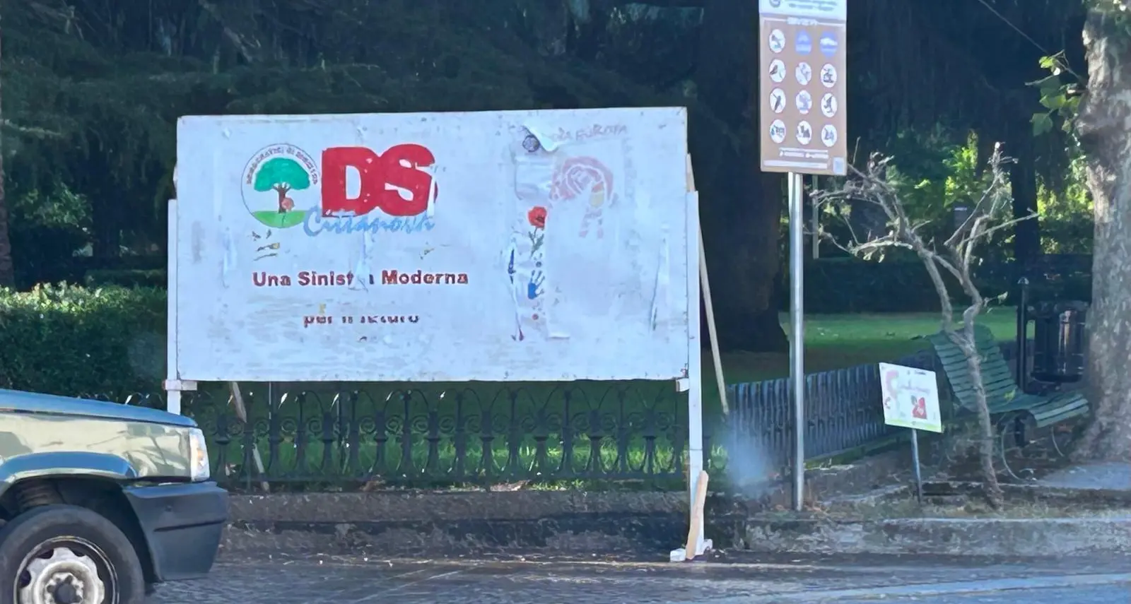 Cittanova, vandalizzati i manifesti della Festa de l’Unità: la denuncia del Pd\n