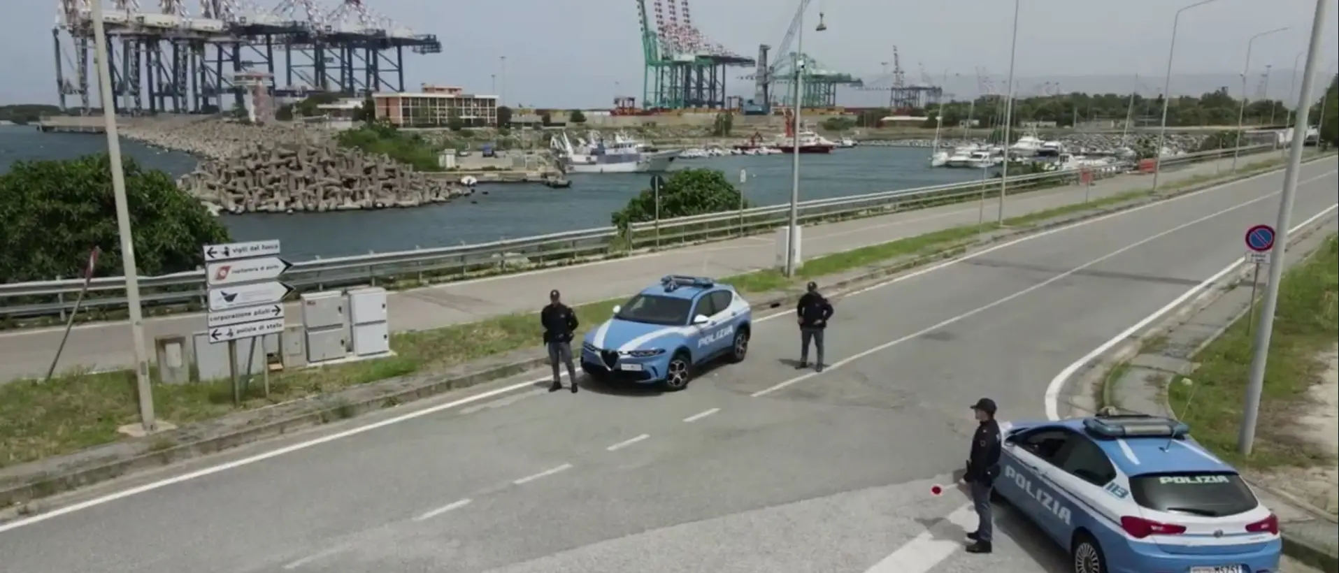 Porto di Gioia Tauro, il SAP rilancia l'allarme: «Servono più uomini e autonomia per la Polizia di Frontiera»\n