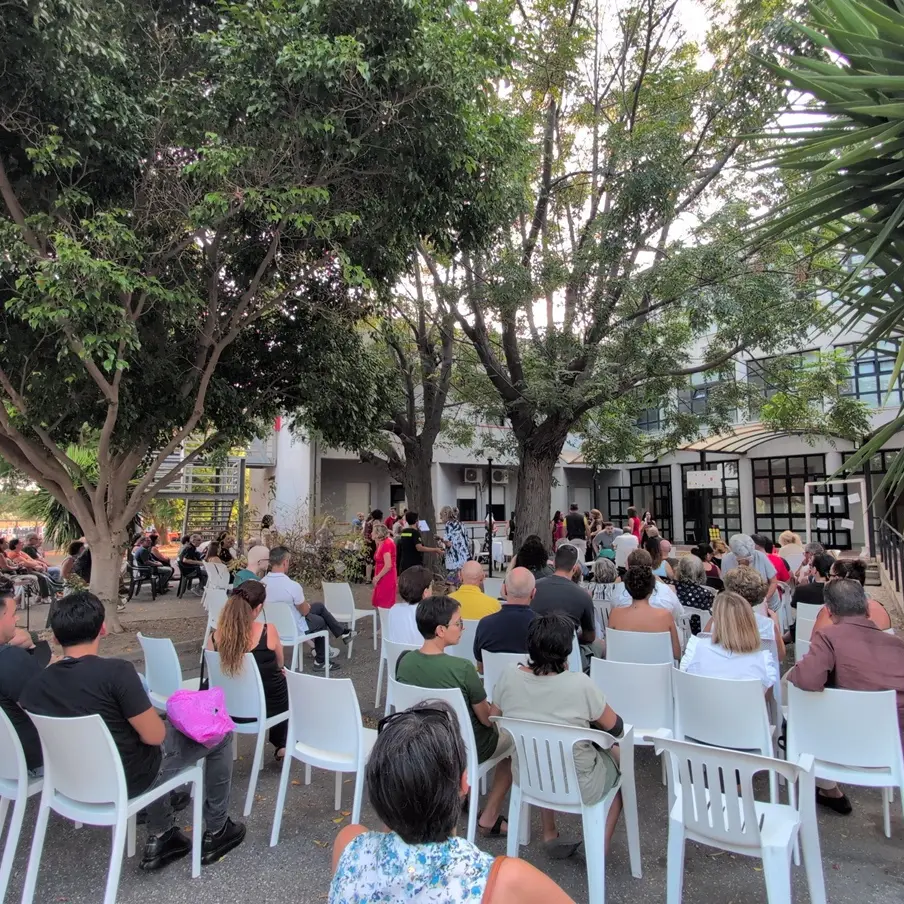 Teatro, arte e fotografia per costruire inclusione: a\u00A0Siderno l'evento “Il telecomando magico” \n