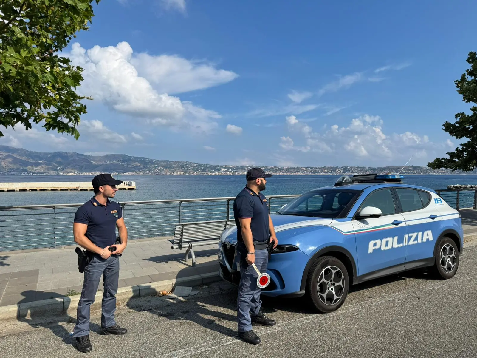 Favazzina, controlli della Polizia negli stabilimenti balneari: scoperto un lavoratore in nero e multe per oltre 2.000 euro\n