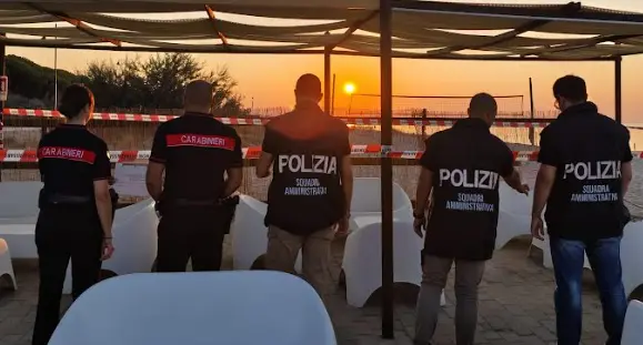 Sicurezza nei luoghi di pubblico spettacolo: un nuovo controllo straordinario interforze in un locale di Sellia Marina\n