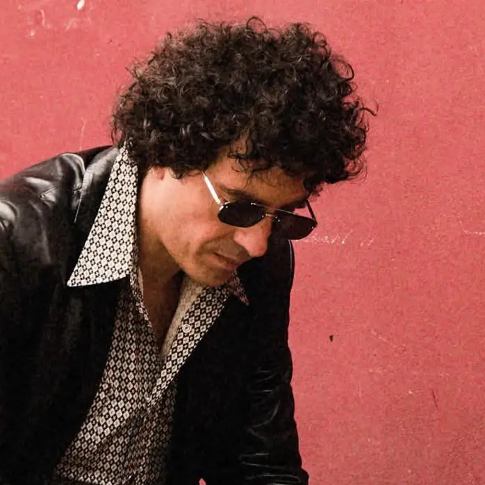 Gusto, musica e stelle: Caraffa si accende con il \"Pizza Park\" e il live acustico di EMAN\n
