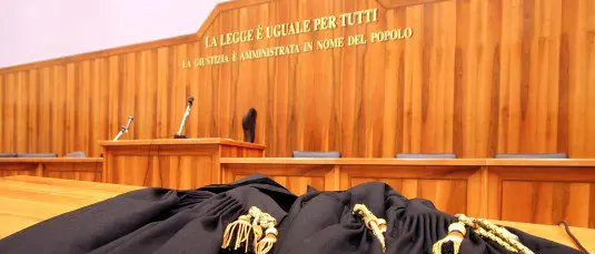 Tar Reggio ristabilisce il diritto a\u00A0detenere armi negato a un cittadino per tredici anni sulla base di una parentela\n