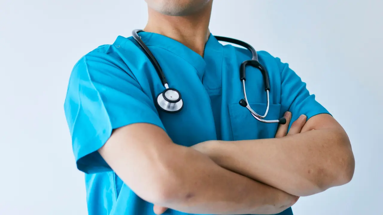 Cosenza, iGreco Ospedali Riuniti cerca venti\u00A0nuovi infermieri: avviate le selezioni\n