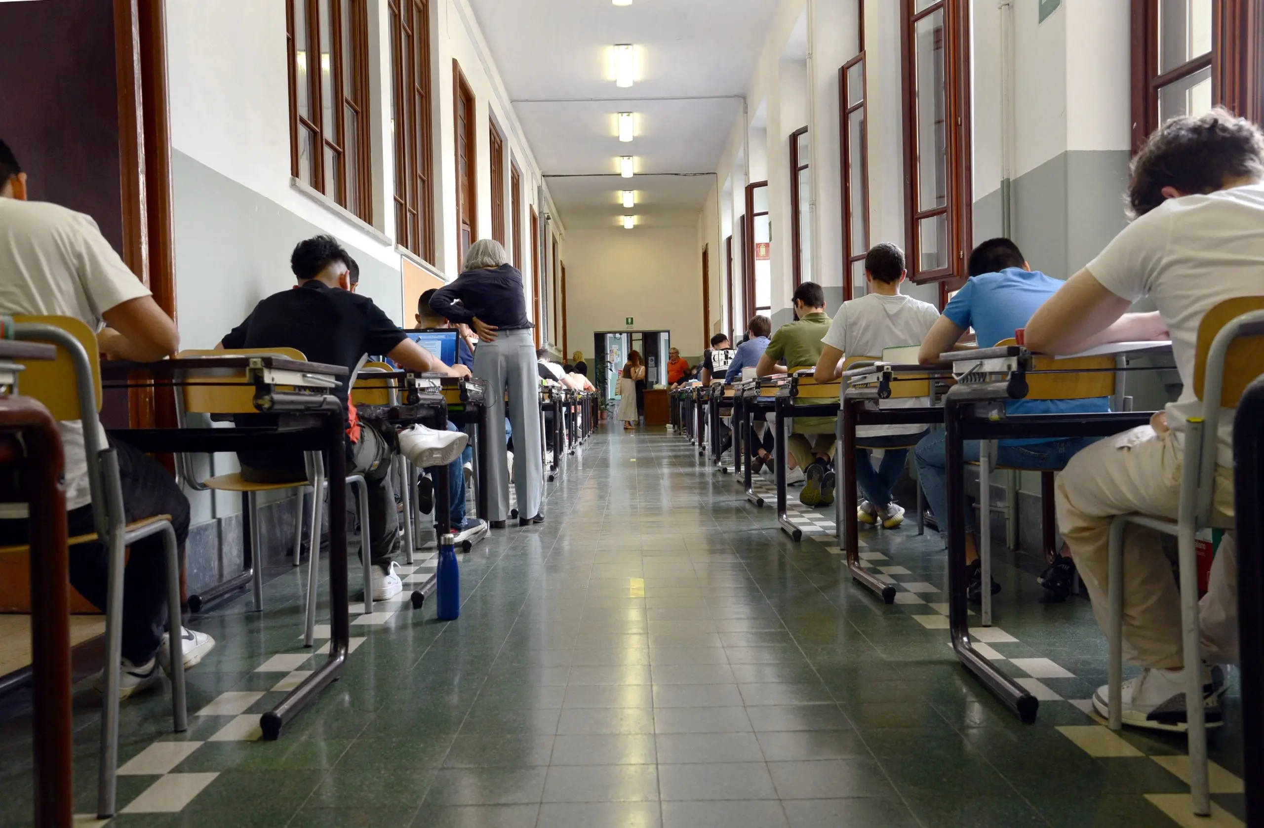 Maturità, boom di diplomati con lode nel 2026: sono 14.123\u00A0(1.042 in Calabria)\n