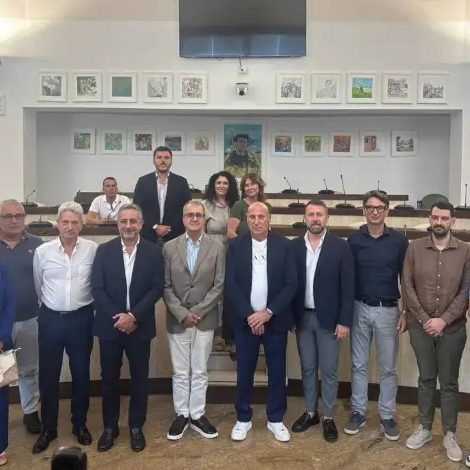 Da Crotone a Sibari, i sindaci uniscono le voci per chiedere il rilancio della ferrovia jonica\n