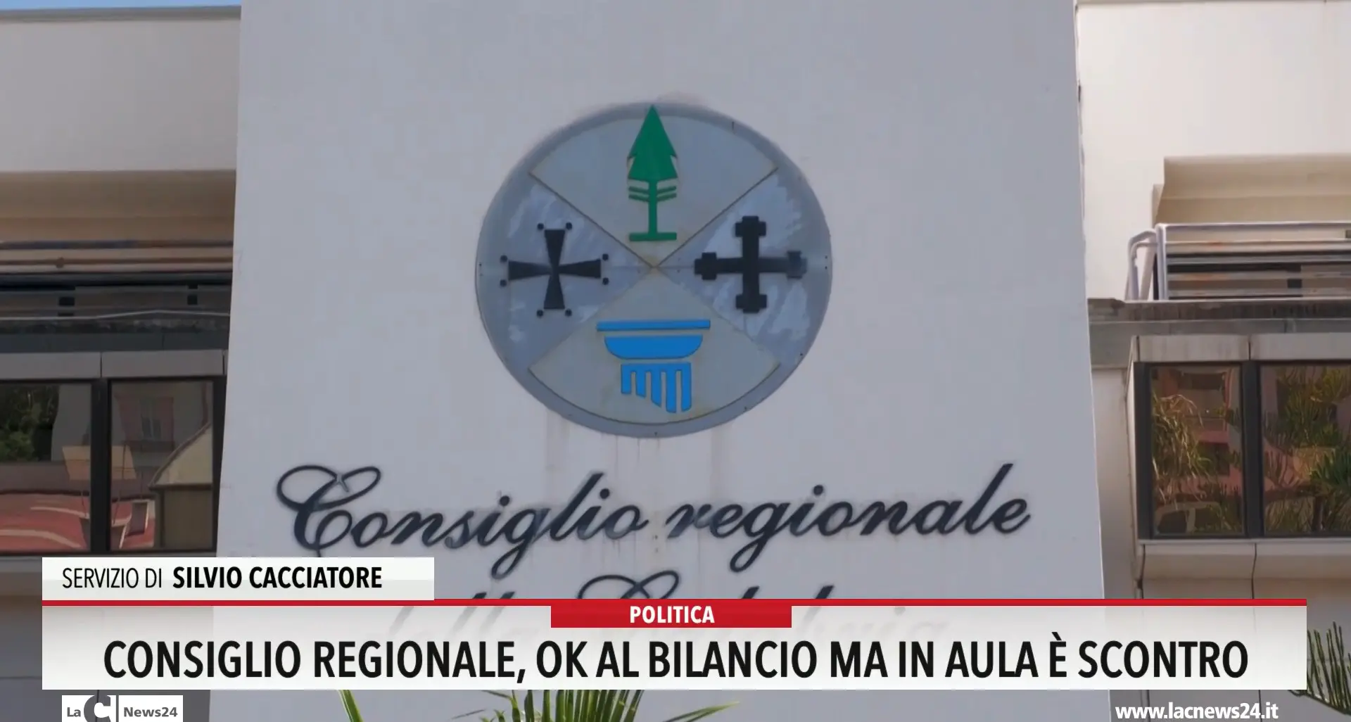 Consiglio Regionale, ok al bilancio ma in aula è scontro