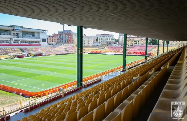 Stadio Nicola Ceravolo, c’è il via libera:\u00A0il 15 agosto si gioca a Catanzaro contro il Sudtirol\n
