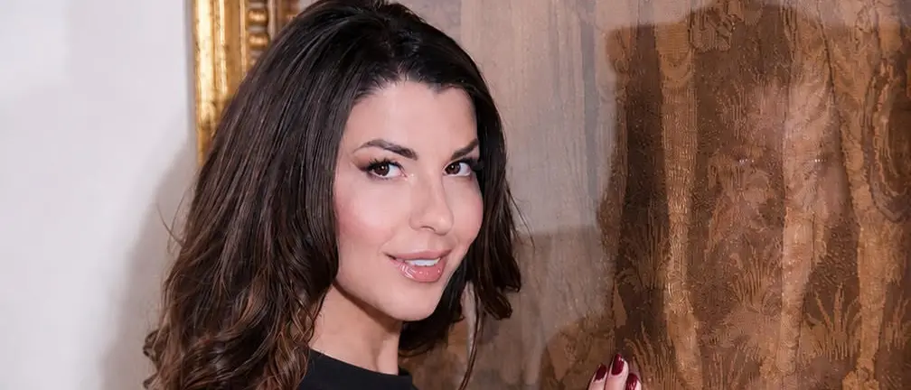 “Dove nascono i silenzi”, Claudia Conte in Calabria: due serate per parlare di disagio e fragilità familiari\n