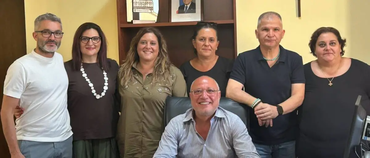 Zumpano, quattro lavoratori TIS stabilizzati: entrano a far parte dell’organico del Comune\n