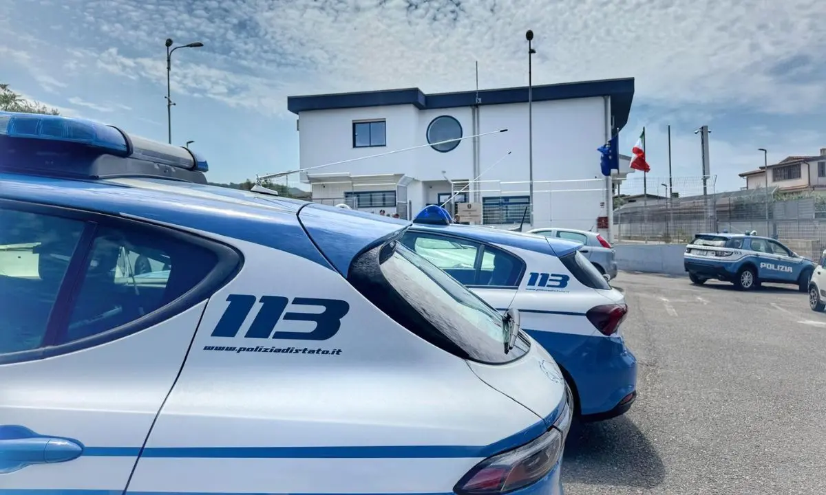 Belvedere Marittimo, hashish e marijuana in casa: sequestrati quasi 20mila euro, un arresto\n