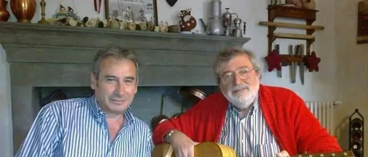 Guccini e il carabiniere calabrese: storia di notti di musica sotto i portici di Bologna e un’Italia svanita\n