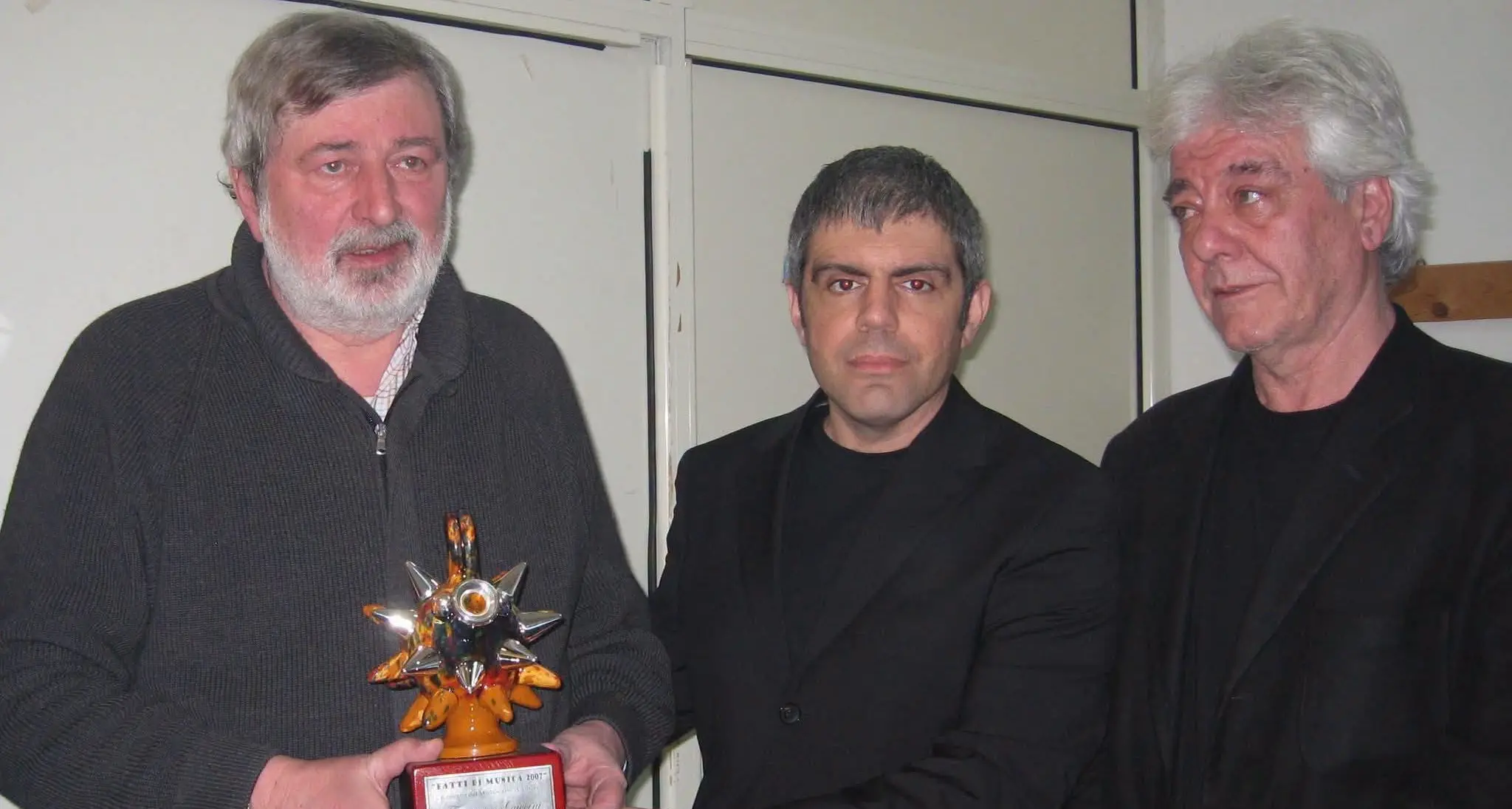 Guccini e Reggio Calabria, il ricordo di Ruggero Pegna: «Quel concerto al Palapentimele fu un evento speciale»\n