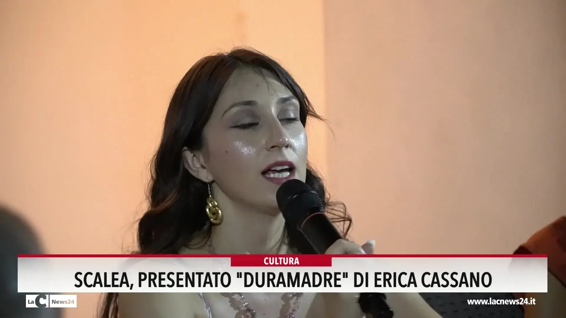 Scalea, presentato \"Duramadre\" di Erica Cassano