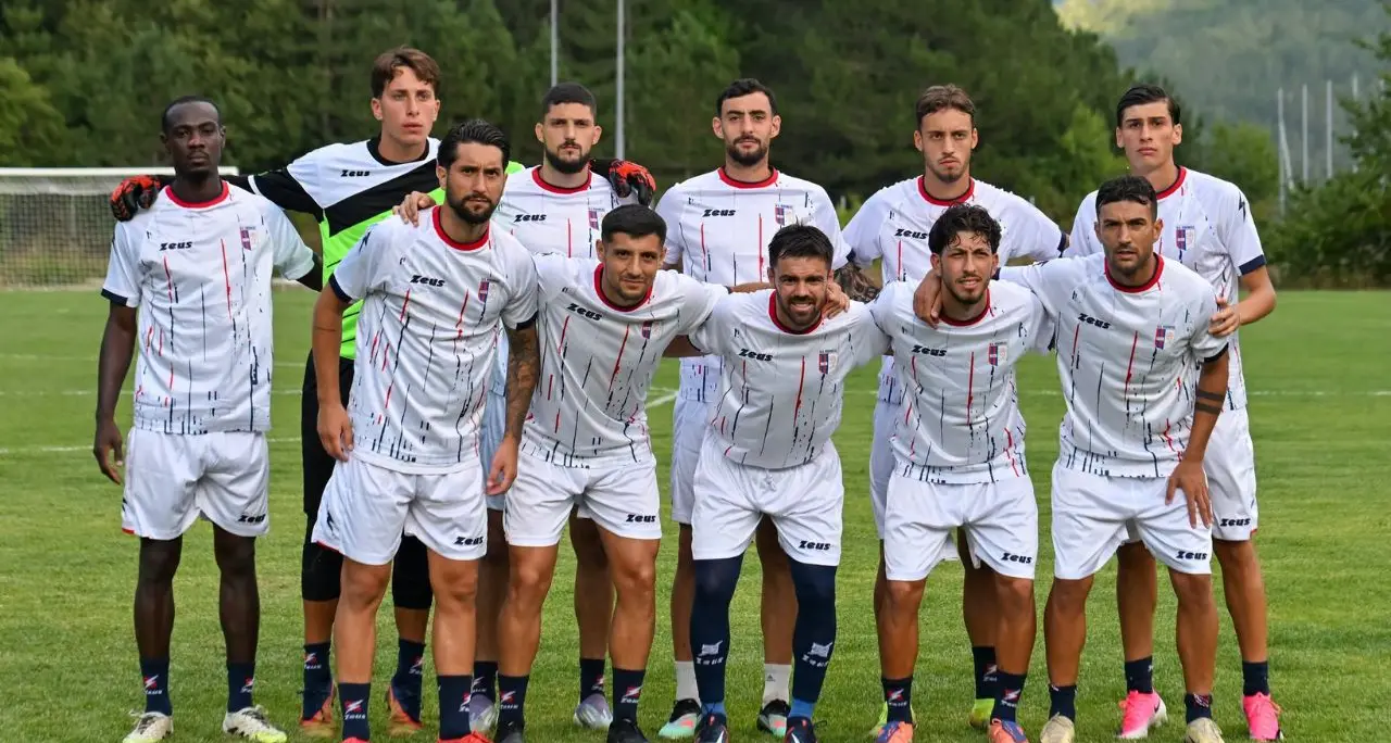 Vibonese, il ko con il Cosenza non preoccupa Maglia: «Sta nascendo una squadra agguerrita»\n