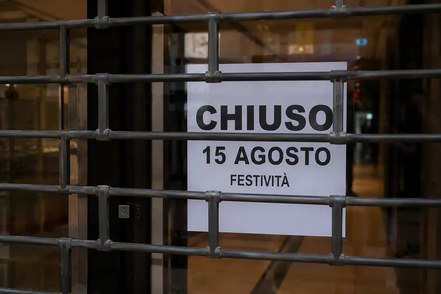 «Ferragosto in famiglia», sciopero del commercio in Calabria: stop per tutto il 15 agosto\n