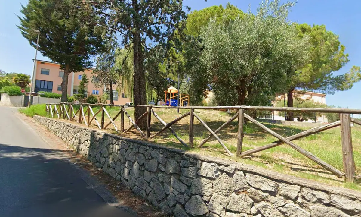 Castrolibero, esche per topi in un giardino privato: una bambina di 4 anni rischia il contatto con il veleno\n\n\n