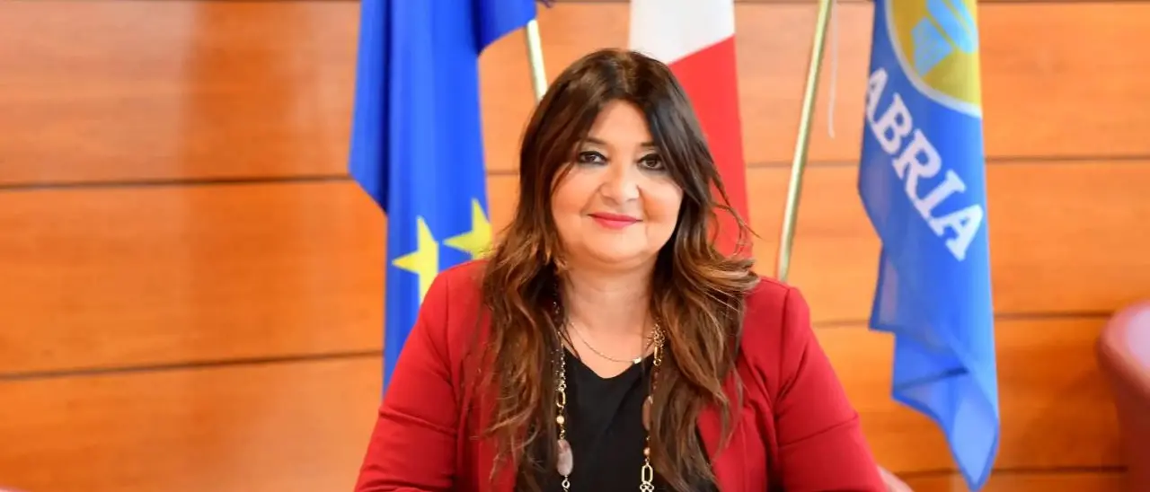 Anziani soli, un milione e mezzo dalla Regione per ricucire i legami. Straface: «Preveniamo le fragilità»\n