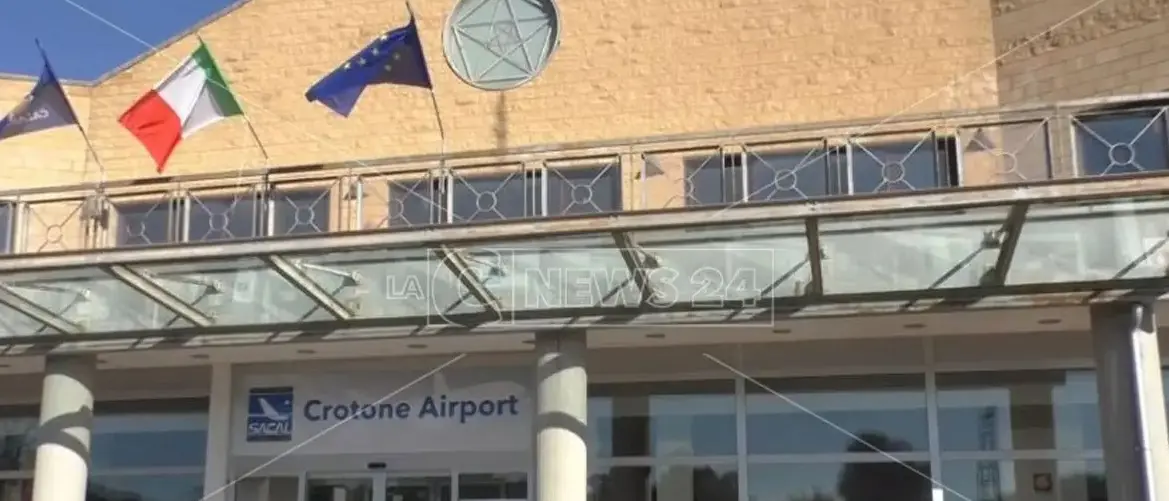 Aeroporto di Crotone, Barbuto interroga Occhiuto: «Dica che fine hanno fatto i 36 milioni previsti per lo scalo»\n