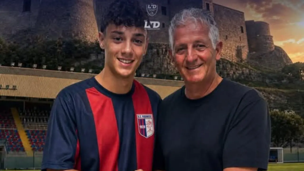 Vibonese, cuore e qualità per mister Marra: ufficiale il ritorno a casa di Giuseppe Varone\n