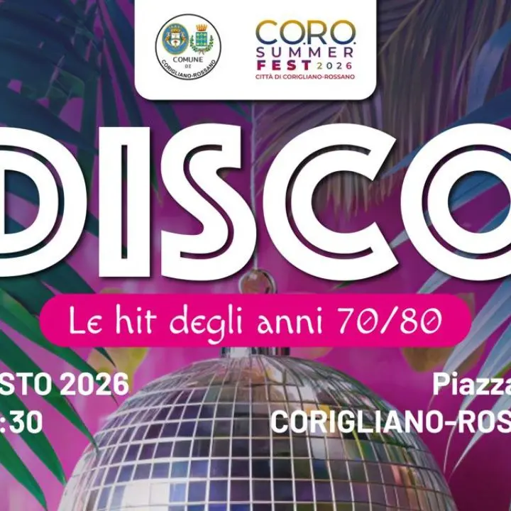 Corigliano-Rossano, Piazza Steri diventa una discoteca sinfonica con le hit anni ’70 e ’80\n