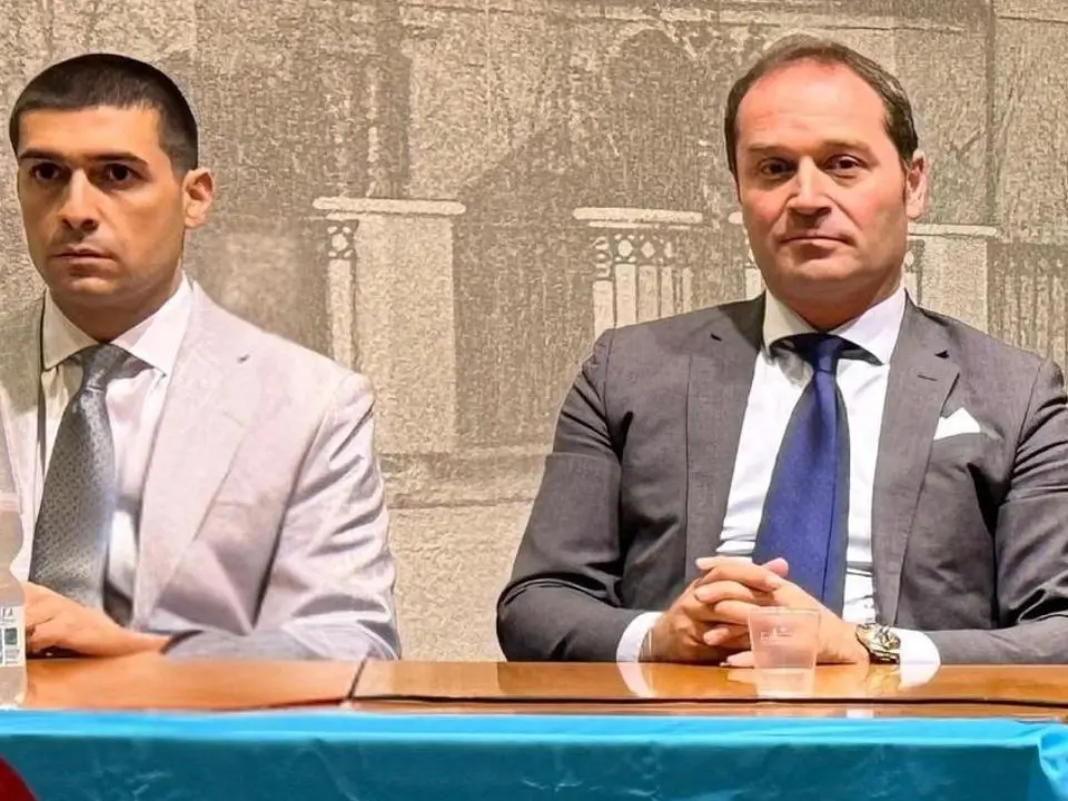 Mezzi distrutti nel cantiere di Schiavonea, Feneal Uil: «Attacco al lavoro e alle imprese»