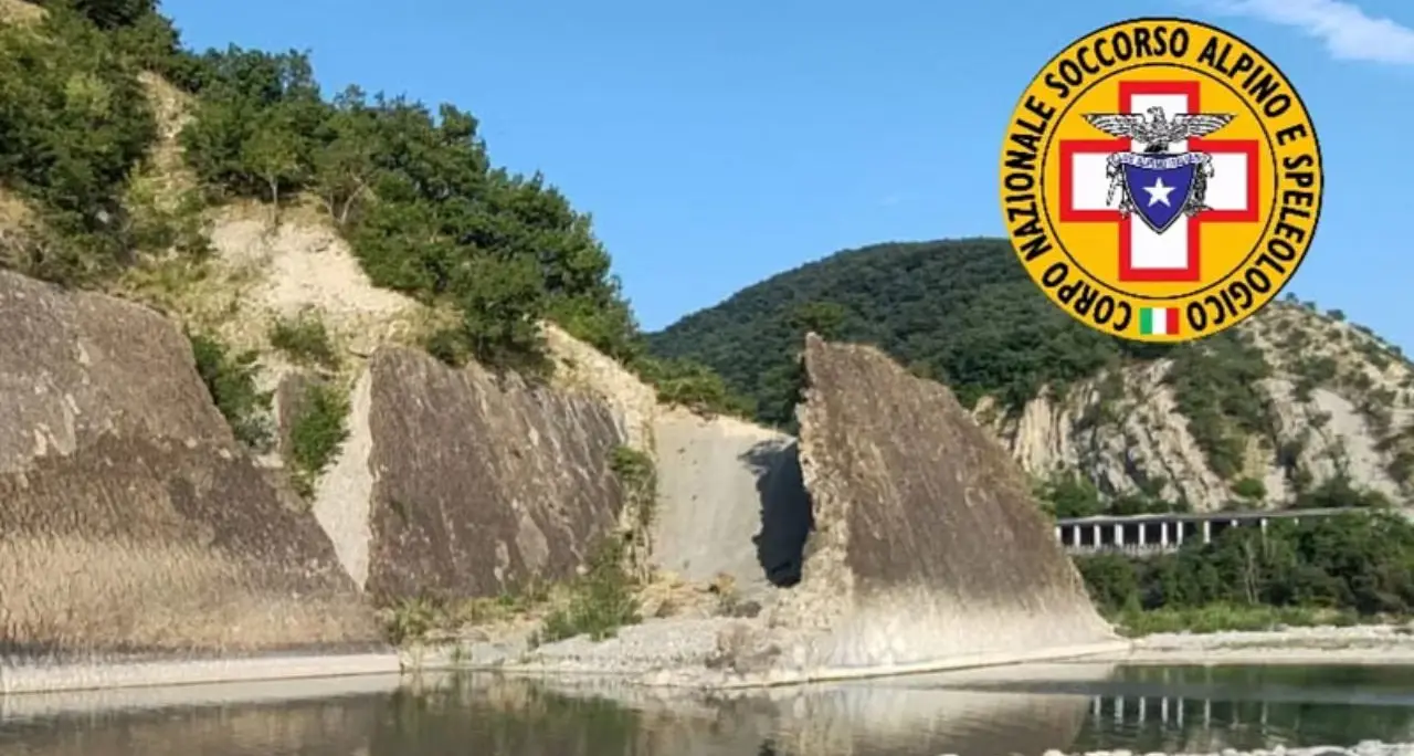 Bimbo di 3 anni sviene dopo un bagno nel fiume Taro: salvato dal massaggio cardiaco dei carabinieri